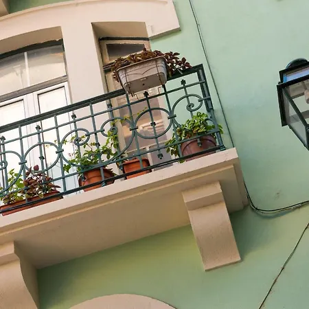 Tagus Sunrise In Estrela By Innkeeper Apartment Lissabon
