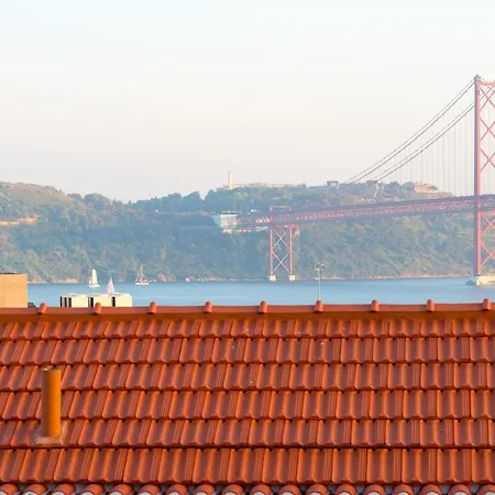 Tagus Sunrise In Estrela By Innkeeper Apartment *